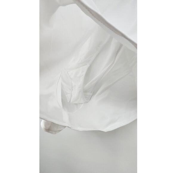 New NWT Under Armour US Women's White Lined Athletic‎ Shorts 3X 3XL - Picture 6 of 8